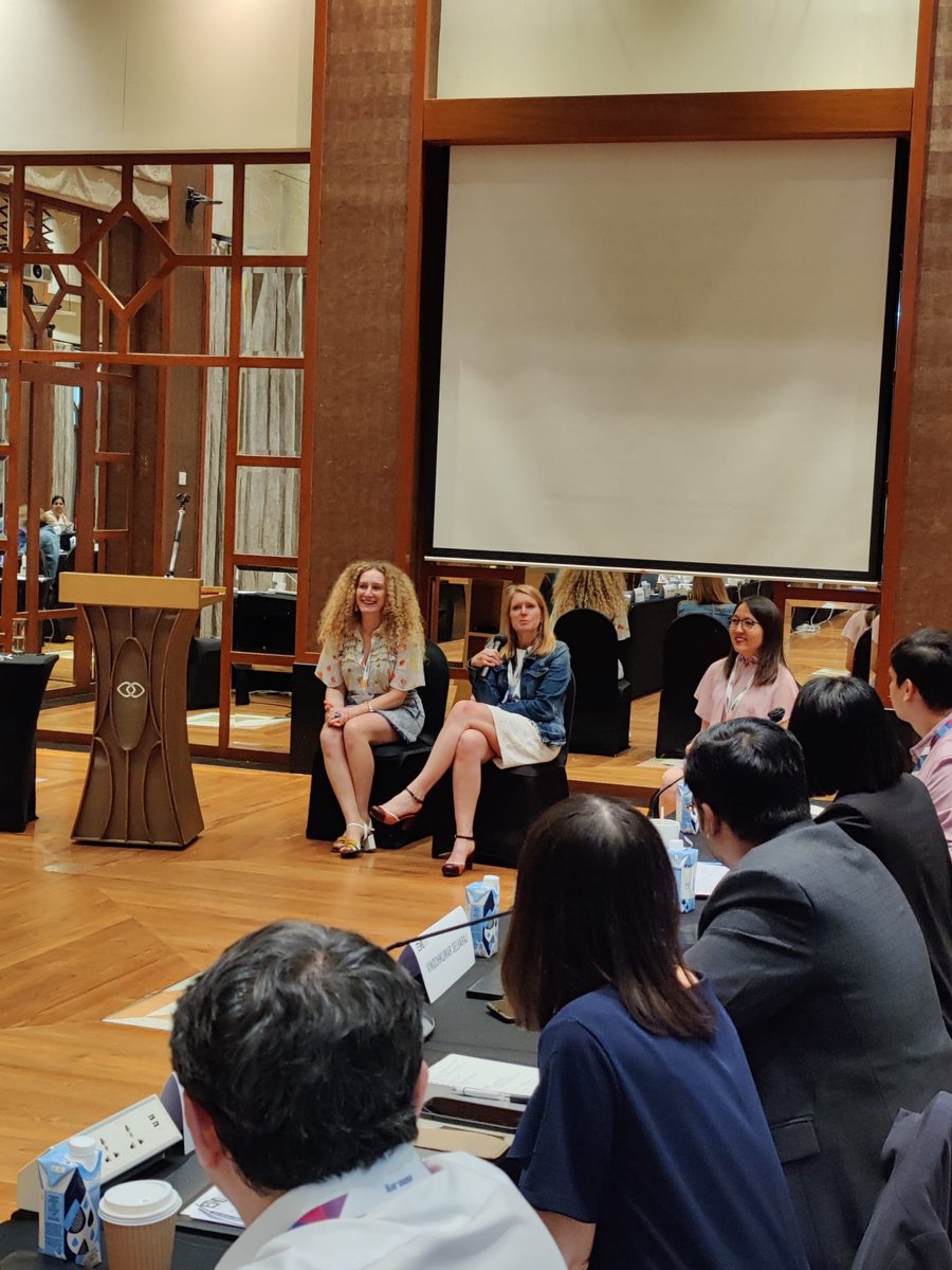 Teresa Amaral, MD, PhD (@teresasamaral) on Twitter photo Discussion <a href="/myESMO/">ESMO - Eur. Oncology</a>  #LGPAsia program on how to overcome inequities in access to medical education and so much more! Great questions and exchange with Janice Tsang & <a href="/peters_solange/">Solange Peters</a> <a href="/E_de_Azambuja/">Evandro de Azambuja, MD, PhD</a> <a href="/ravikanesvaran/">Ravindran Kanesvaran</a> #ESMOAsia22 #ESMOYOC Discussion <a href="/myESMO/">ESMO - Eur. Oncology</a>  #LGPAsia program on how to overcome inequities in access to medical education and so much more! Great questions and exchange with Janice Tsang & <a href="/peters_solange/">Solange Peters</a> <a href="/E_de_Azambuja/">Evandro de Azambuja, MD, PhD</a> <a href="/ravikanesvaran/">Ravindran Kanesvaran</a> #ESMOAsia22 #ESMOYOC