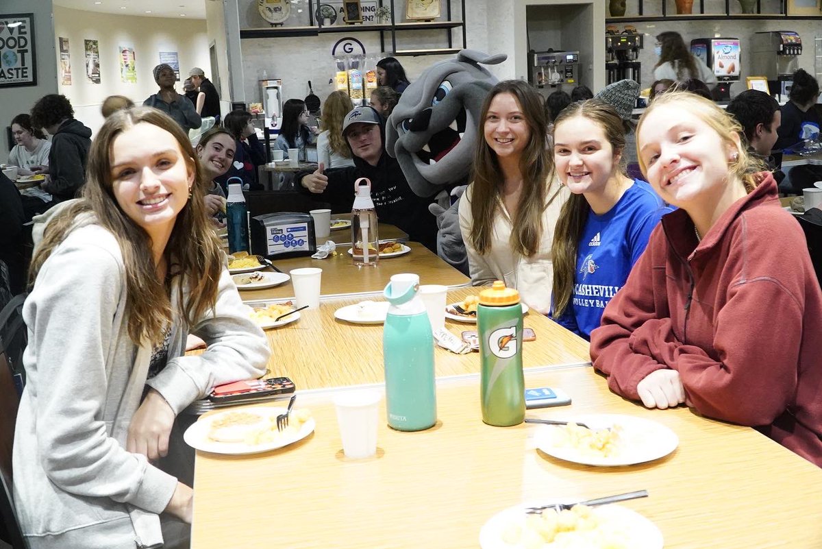 UNCAvlBulldogs's tweet photo. Rocky enjoyed his study break at the Late Night Breakfast! Good luck on your exams, Bulldogs! 

#ALLinAVL https://t.co/bNwLeFVu2x