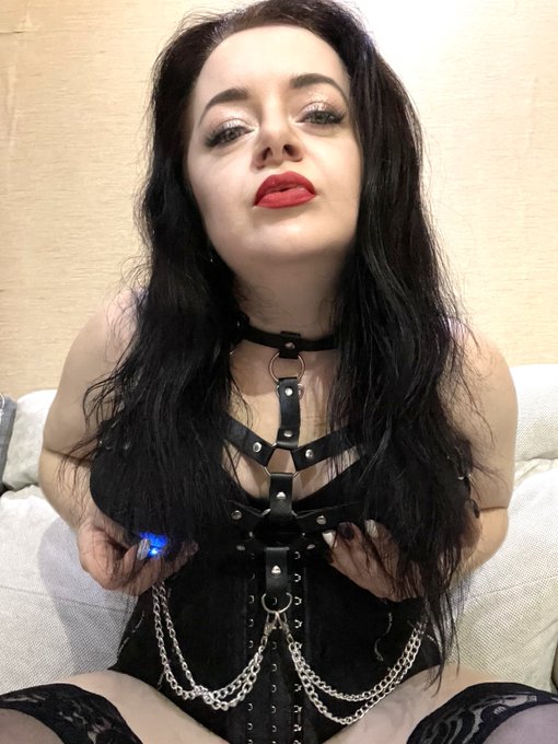 New slaves are welcome 🔥🔥🔥 https://t.co/ejnA2Ke9eh<a href="/tag/xhamster"class="tags"><span>#xhamster</span></a>