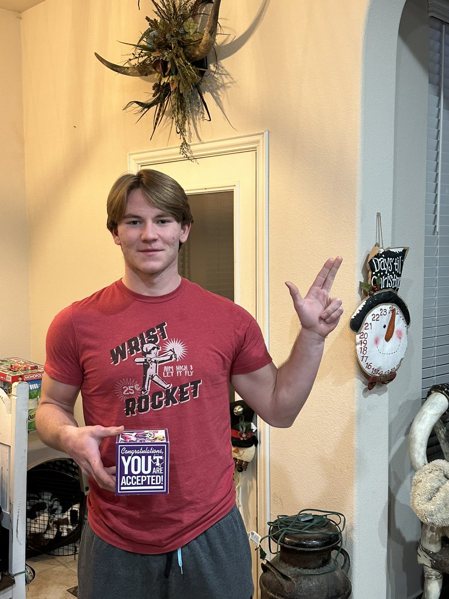 Logan Lewis (@loganlewis_18) on Twitter photo Got my Cube…1st acceptance <a href="/TarletonState/">Tarleton State University</a> <a href="/TarletonFB/">Tarleton State Football</a> <a href="/SangerIndianFB/">Sanger Indian Football</a> <a href="/ROCKYSMART75/">Rocky Smart</a> <a href="/CoachRivs/">Coach Rivers</a> #TarletonCube #BeastMode #BleedPurple Got my Cube…1st acceptance <a href="/TarletonState/">Tarleton State University</a> <a href="/TarletonFB/">Tarleton State Football</a> <a href="/SangerIndianFB/">Sanger Indian Football</a> <a href="/ROCKYSMART75/">Rocky Smart</a> <a href="/CoachRivs/">Coach Rivers</a> #TarletonCube #BeastMode #BleedPurple