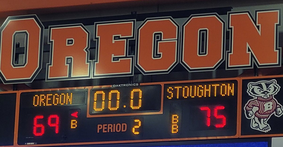maynard1970's tweet image. There's your Dagger Final Score from Oregon Wisconsin. Oregon 69 Stoughton 75 way to go Viking Boys varsity basketball