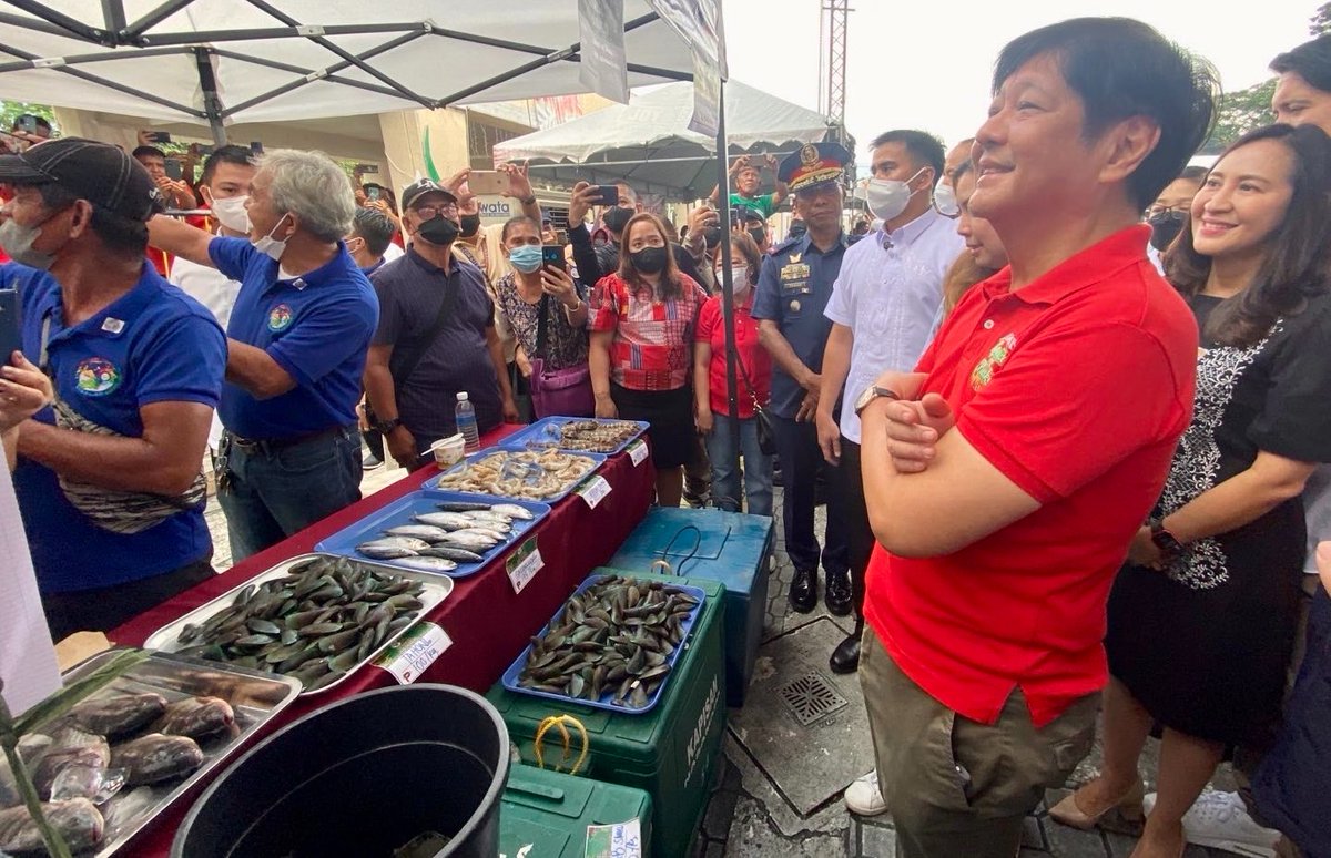 President Ferdinand R. Marcos Jr. said Thursday he wants the Kadiwa ng Pasko project to become a national program through tie-ups with local government units (LGUs) so it will be implemented even beyond the holiday season. 

READ: bit.ly/3EJJXzO