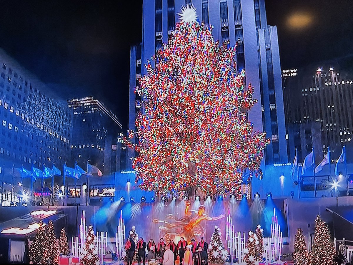 What a special time of year as we welcome the holiday season with the Rockefeller tree lighting ceremony tonight.       Wishing everyone peace, happiness, health and time with family and friends.