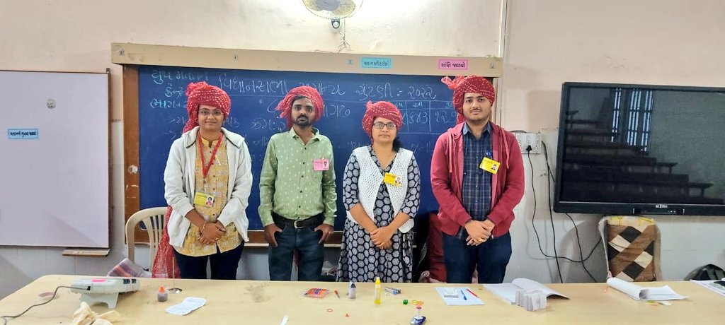 collectorjunag's tweet photo. For the first time , youth Booth at 86 junagadh.
#novotertobeleftbehind 
#AVSAR 
#JunagadhWillVote 
#GujaratEletions2022 https://t.co/2RXbwndab7