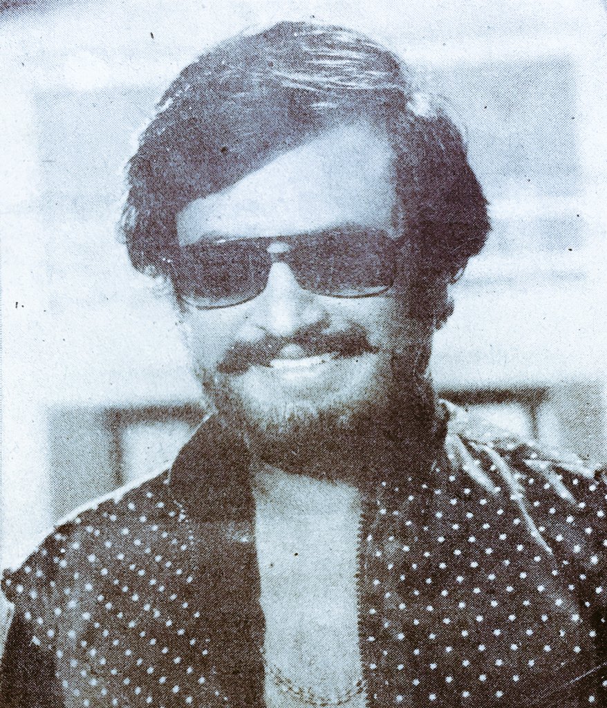 Arulrojanatesa1's tweet photo. Stylish Thalaivar ✨🤘

#4YearsOf2Point0 #BaBaReRelease #Jailer #Rajinikanth #LalSalaam #SuperstarRajinikanth #Thalaivar https://t.co/b3upylRl2G