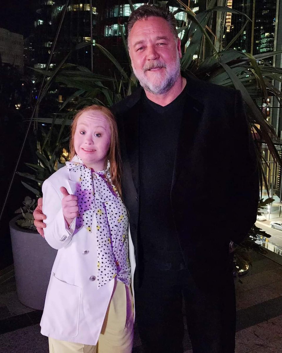 Madeline Stuart tweet media