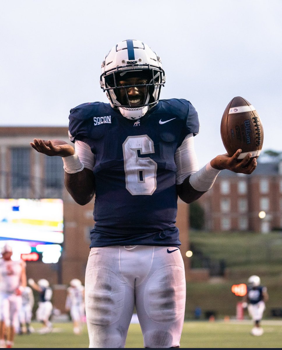 JavarianJenkins's tweet photo. Blessed to receive a Offer from Samford University 💙🙏🏿 @CoachCoopp @JC_BobcatsFB https://t.co/MjAEx3rnrF