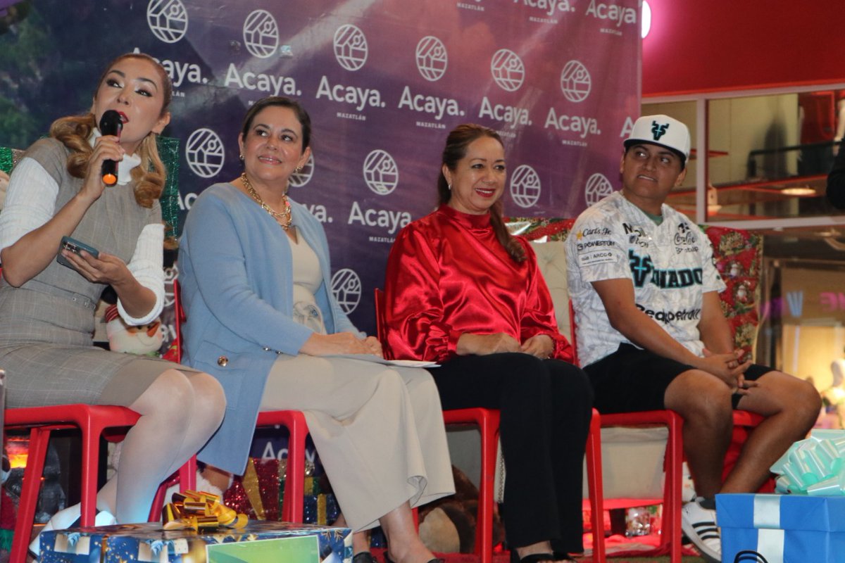 Con la meta de reunir cinco mil juguetes para llevar igual número  de sonrisas a niñas y niños del puerto, el Gobierno Municipal, el Sistema DIF Mazatlán y Plaza Acaya arrancaron la campaña “Un juguete por sonrisas, DIFundamos alegría”.