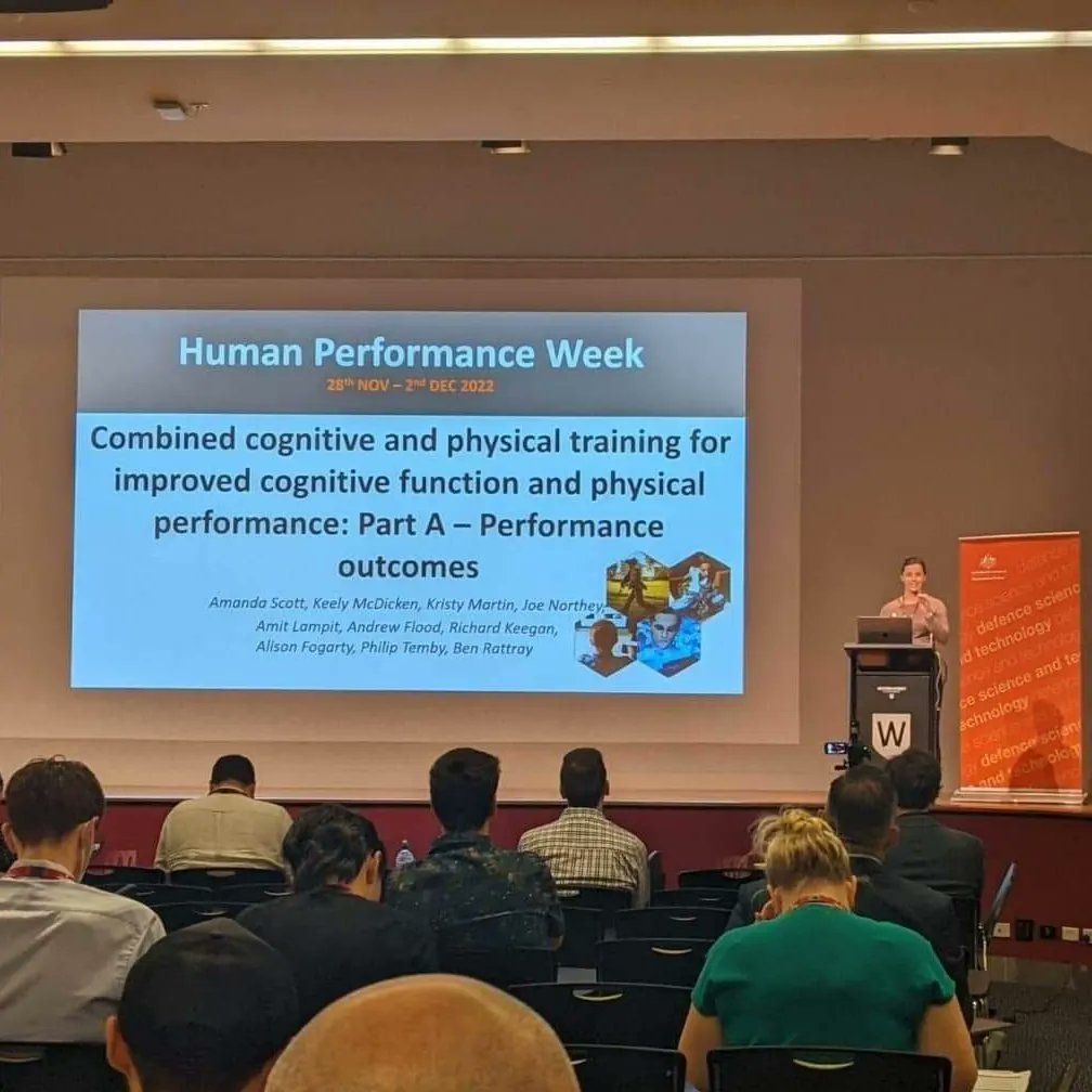 Amanda Scott tweet media