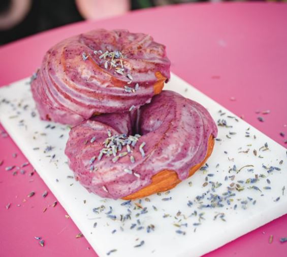 NashvilleScene's tweet photo. Have you seen our newest cookbook, "Baked Nashville"? It's full of 30+ recipes from some of your favorite bakeries and restaurants and makes the perfect holiday gift!
Order by December 10 to guarantee delivery by Christmas!
Shop the #SceneShop at https://t.co/GUIkmndBvd https://t.co/TKJXvEBG3S