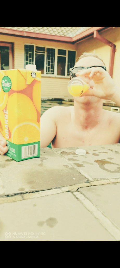 pretorius_91's tweet photo. @staceynorman @ecr9495 100% Pure Summer fun, WaldrΓ© enjoying his SQUISH snack while daddy is cooling of in the pool! #ECRRhodesQualityGoodness #GoWithGoodness βοΈ https://t.co/iCet3ezXha