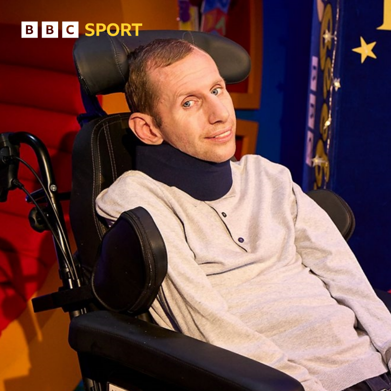 BBCSport's tweet photo. Former Rugby League player Rob Burrow will read the CBeebies Bedtime Story on the International Day of Persons with Disabilities.

#BBCRL