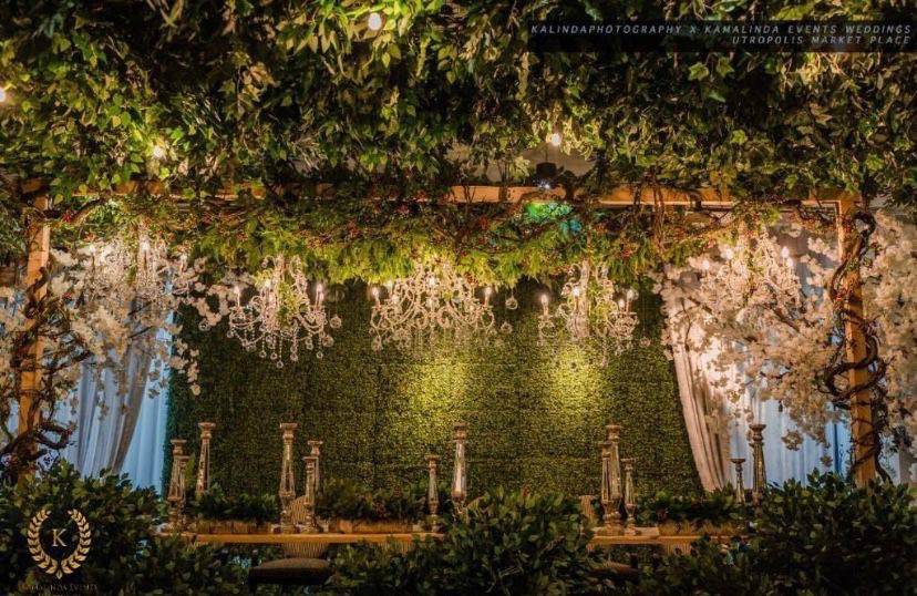 najihahshahrel's tweet image. My friend nak jual her wedding package dekat Kamalinda Events &amp;amp; Weddings (Twilight Hall) @ Ultrapolis Marketplace, Shah Alam. 

1000 pax for RM27,900 (normal price: RM33,900) 

Lawa!! And siap ada discount RM6k 😭