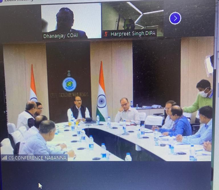 ConnectCOAI's tweet photo. #COAI thanks Sh. HK Dwivedi IAS, Chief Secretary, Govt. of West Bengal, IT Department &amp; @Dot_WB_LSA for organising 2nd meeting of the Governing Body of the State Broadband Policy. The meeting deliberations will help in speedy deployment of critical #telecom infrastructure. https://t.co/2oKnIrPbxe