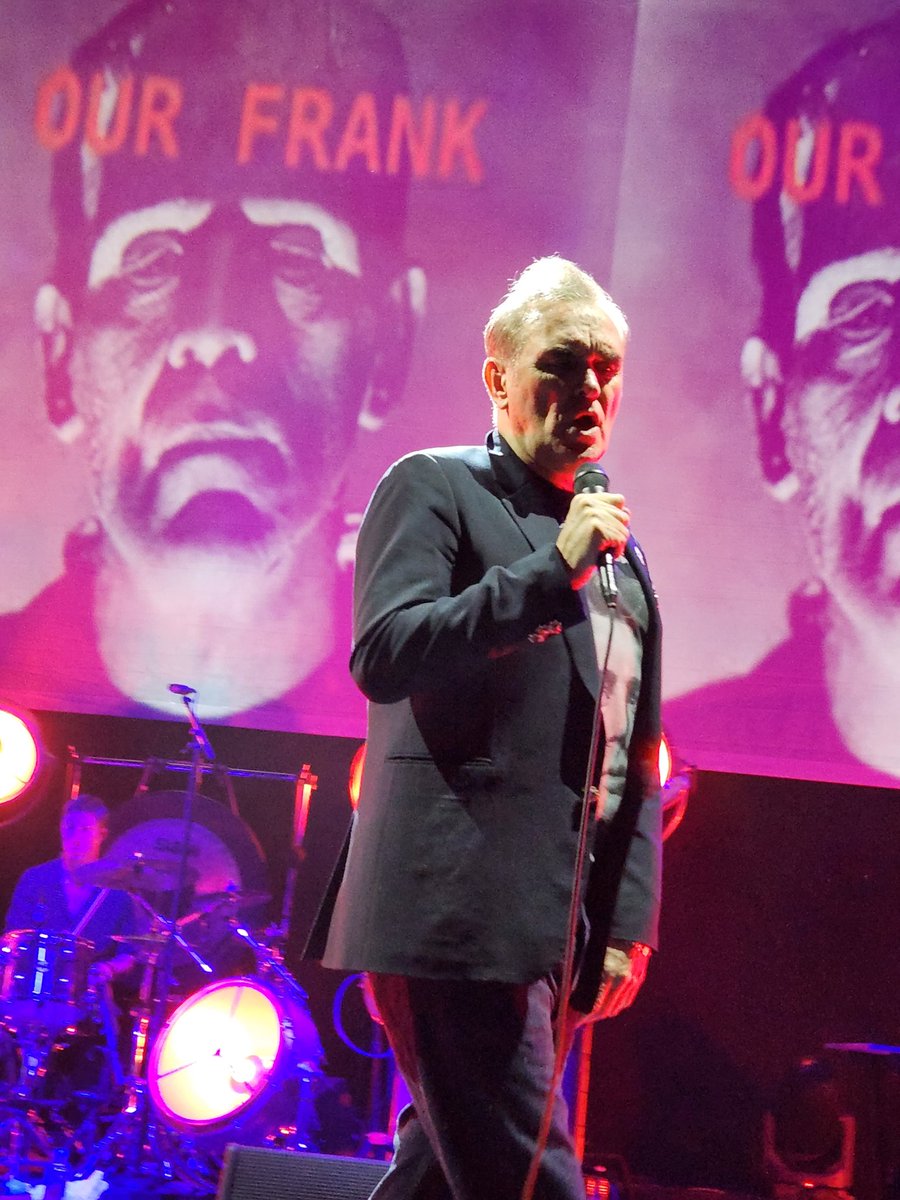 mischievousnose's tweet photo. Morrissey in top form at the Kings Theater in Brooklyn, NY #Morrissey https://t.co/MOcwoMv730