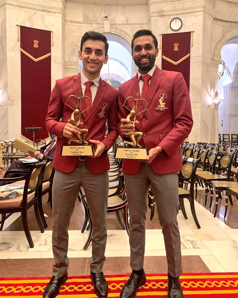BAI_Media's tweet photo. Proud of you boys! 😍🤝

#ArjunaAwards
#IndiaontheRise
#Badminton https://t.co/Ly7Gr8fE8E