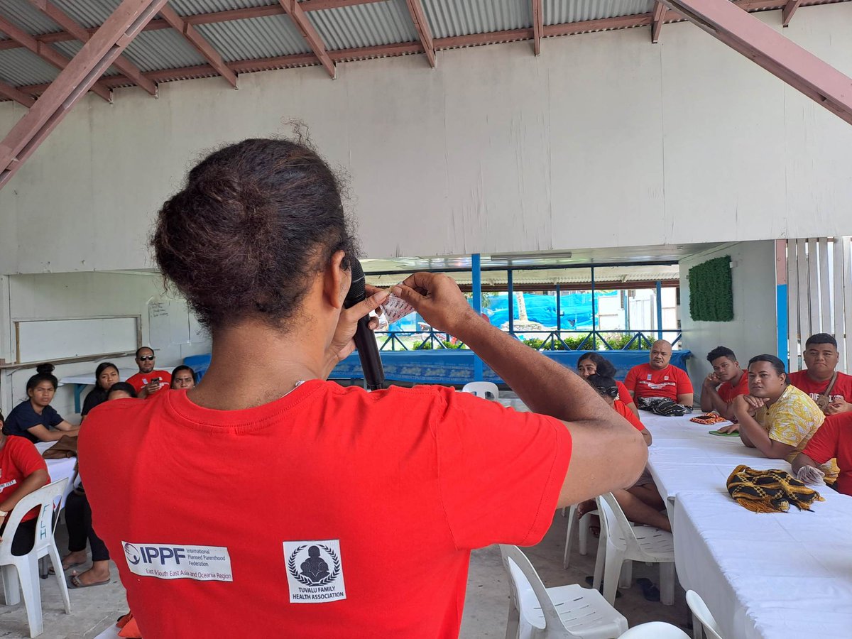 TuFHA_official's tweet photo. EQUALITY FOR ALL ✊🏻🇹🇻
A day filled with information and fun activities ☺️
HAPPY WORLD AIDS DAY 2022 🫶🏼✊🏻
#TogetherWeCan #ADifference #WorldAidsDay #Equality #Equalize #ForAll #Tuvaluans #AsoOteSelamete2022 #Youths #PeerEducators #Volunteers #TeamTuFHA https://t.co/fBoSXO6H9y