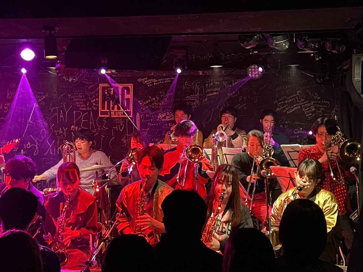 livespotrag's tweet photo. 燃えるステージ🔥です!
どうぞアーカイブでもご視聴ください
#livespotrag #京都RAG #京都ラグ #配信ライブ #RAGNETLIVE #ライブハウス #ジャズ #jazz #ビッグバンド #サードハード #thirdherd https://t.co/ApEK19XomU