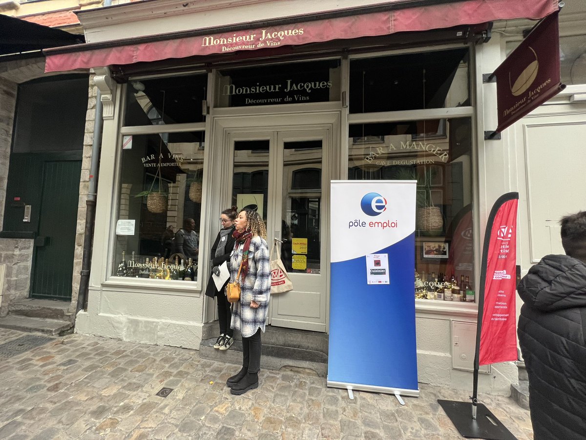 <a href="/umih_lille/">UMIH Lille Métropole</a> :HELP - La restauration manque t elle de Collaborateurs ? Super opération EMBAUCHES pour les 33 restaurants /bars rue de Gand Lille Grâce à @poleemploi_HDF  <a href="/CMAFrance_/">CMA France</a>  <a href="/ArefieHDF/">AREFIE Hauts-de-France</a> , 75 chercheurs d’emploi motivés sont venus;seuls 7 établissements les ont reçus 🤔