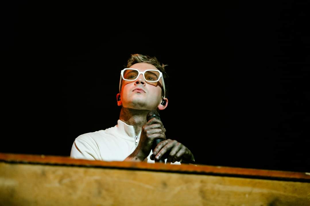 TOPUPDATERS's tweet photo. Happy 34th birthday @tylerrjoseph 🎉🎂 https://t.co/JXCiTjoRKt