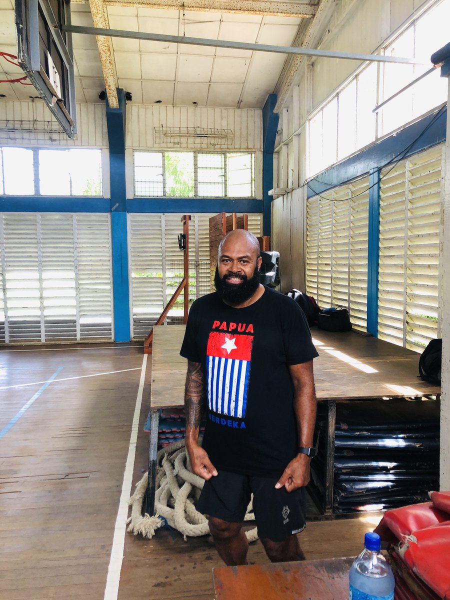 SepesaRasili's tweet photo. In solidarity with Melanesian brothers &amp; sisters on this historic day, December 1, expressing support towards their struggle for self-determination and liberation..and letting off steam with gym buddies. @milianaiga1 
#GlobalFlagRaising #FreeWestPapua #PapuaMerdeka @Pacific_2030 https://t.co/ryt66HNeUH