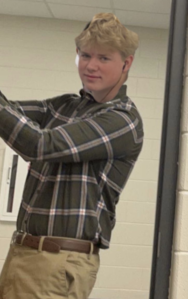 KentonRawlings's tweet photo. “I wanna perfect body, I want a perfect soul.”-Clark Browning, 1st hour.
Clark I’m always here for you if u ever need to talk I know that you have been your identity and confidence I just want you to know that you are beautiful.❤️🫦 https://t.co/DGQHnMODCi