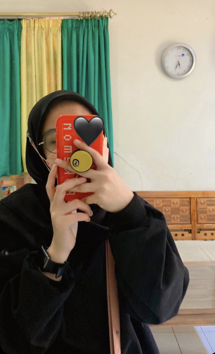 rhs_elfcircle's tweet photo. Hello december 🥹
Ga terasa sudah di penghujung tahun. Pasti terlintas di benakku “apa yg sudah kulakukan di tahun ini?”
“Apa yg kudapatkan dalam tahun ini?”
Also me “ce gapapa ce kamu sudah berusaha utk jadi yg terbaik!” Semangat💪🏼🖤
#icselcaday #parkinseo https://t.co/hcukw7VIrF