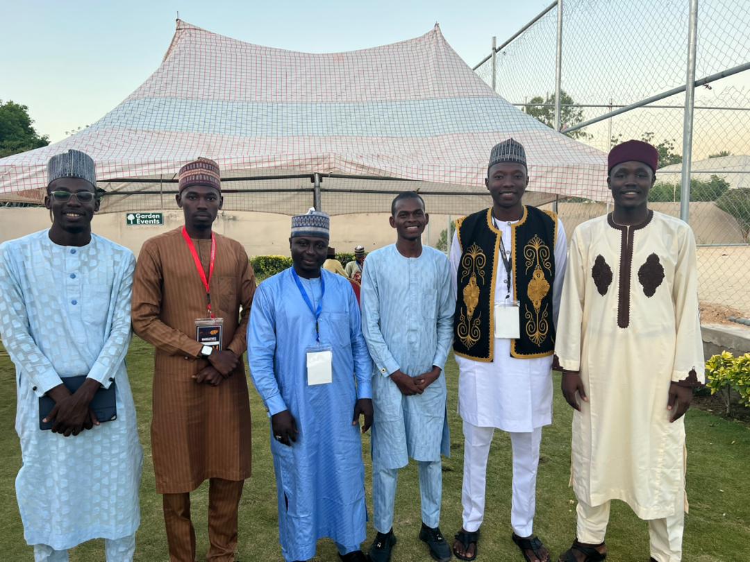 Yahuza_Bawage's tweet photo. At the maiden edition of the Borno Books and Arts Festival organized by @BornoArt.
βThe narratives of Borno have been changed positively.β
#bobafest22
#bornorising https://t.co/dAxwuTctJU