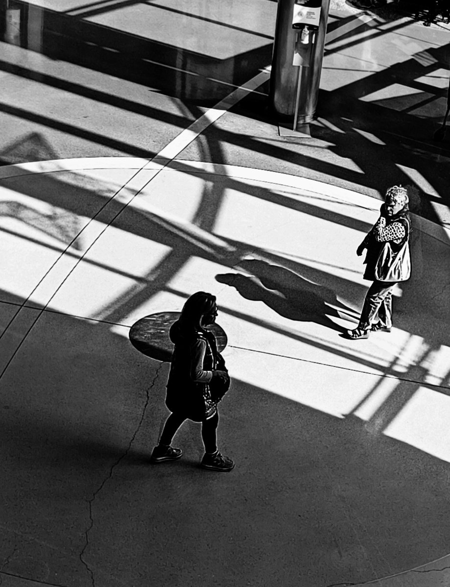 bermaxo09's tweet photo. #perpectivas #lineas #streets #streetblackandwhitephotos #streetphotographybnw #streetphotographyclub #bw_drama #bwphoto #bwgrammer #bw_addiction #bnw_of_our_world #bnw_demand #moments_in_bnw #moments_in_streetlife
https://t.co/G48MCLzFzm https://t.co/YIjM5F5IYJ