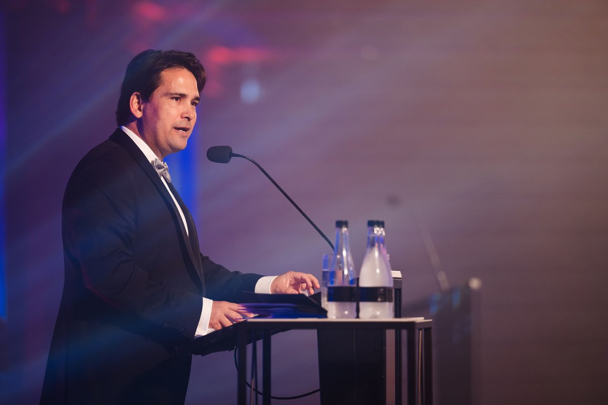 “It takes perseverance to push through the challenges and come out on the other side and achieve success. This is something that our judges see in all of you tonight.” - @simonjbridges Simon Bridges, Chief Executive of the Auckland Business Chamber