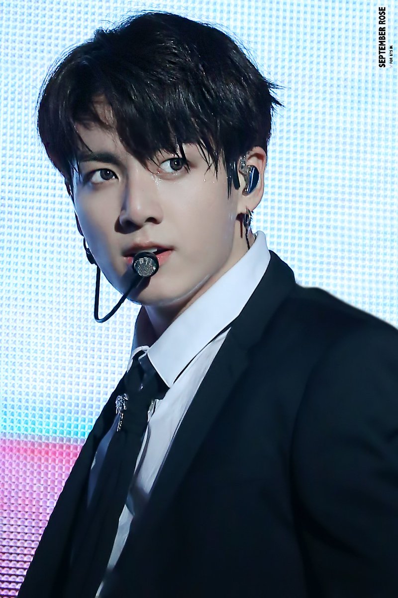 poby0103's tweet photo. #정국 #Jungkook 
171201 MAMA in HK 2/10

We vote #JUNGKOOK for #NETIZENSREPORT Asian Celebrity of the Year #ACOTY2022 #NOMINEE @thenreport https://t.co/n3ml7q3H2b