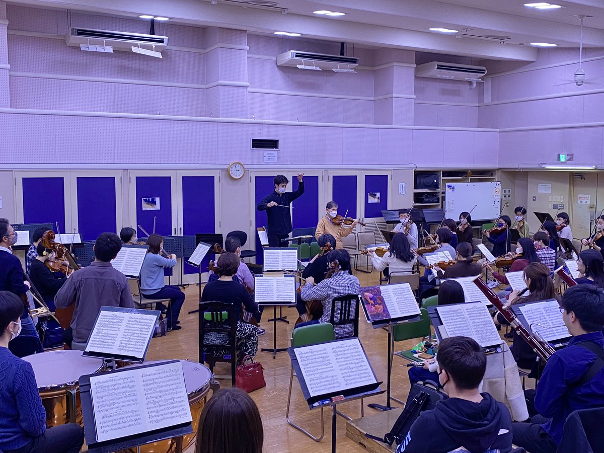 AMATI_Inc's tweet photo. 12月4日に紀尾井ホールで開催の和波たかよし喜寿記念コンサート～77から未来へのリハーサルが本日よりスタートしています。
入念かつ緻密なリハーサルでブラームスの音楽が活き活きと紡がれていきます。皆様のご来場をお待ちしております。当日券は4日午後1時から販売致します。 https://t.co/MlWvyQSBvo