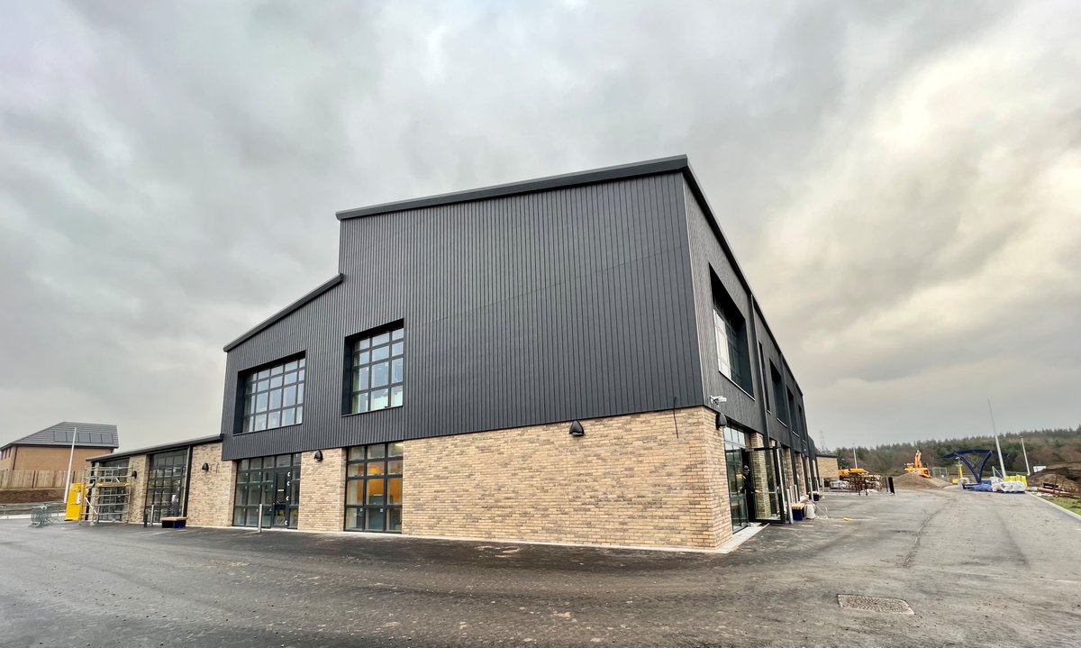 hubNorthScot's tweet photo. Latest progress on the new @CountesswellsSc we are delivering on behalf of @AberdeenCC with @morrisonbuilds as main contractor and @HFMArchitecture as architects. Looking good and will be a brilliant facility for a new community. #newschool #betterfutures https://t.co/pPawpm0wh7