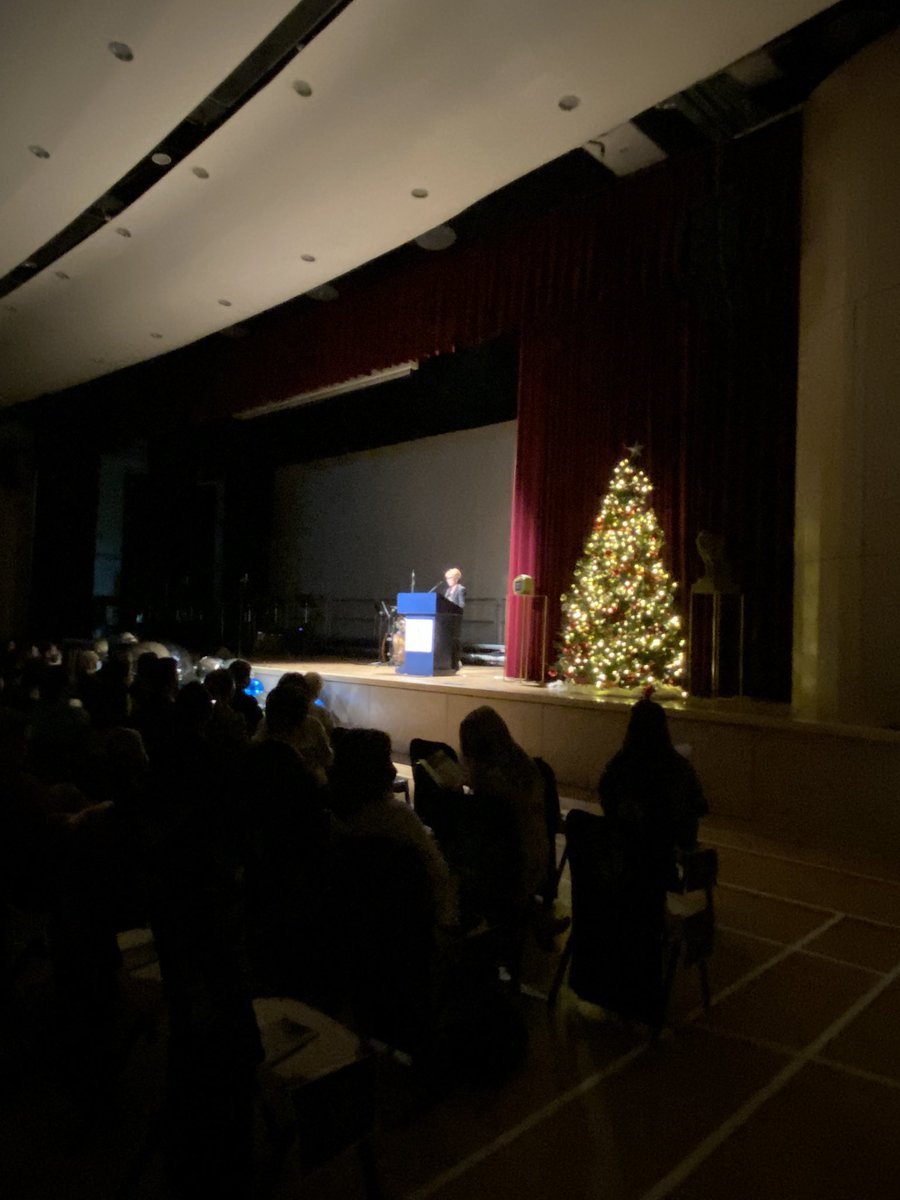 Harrow_HK's tweet photo. The Harrow 450th Anniversary Festival Concert is in full swing. #Harrow450 #harrowschool #internationalschool #educationalexcellence #lifeandleadership https://t.co/GAsr5lE6by
