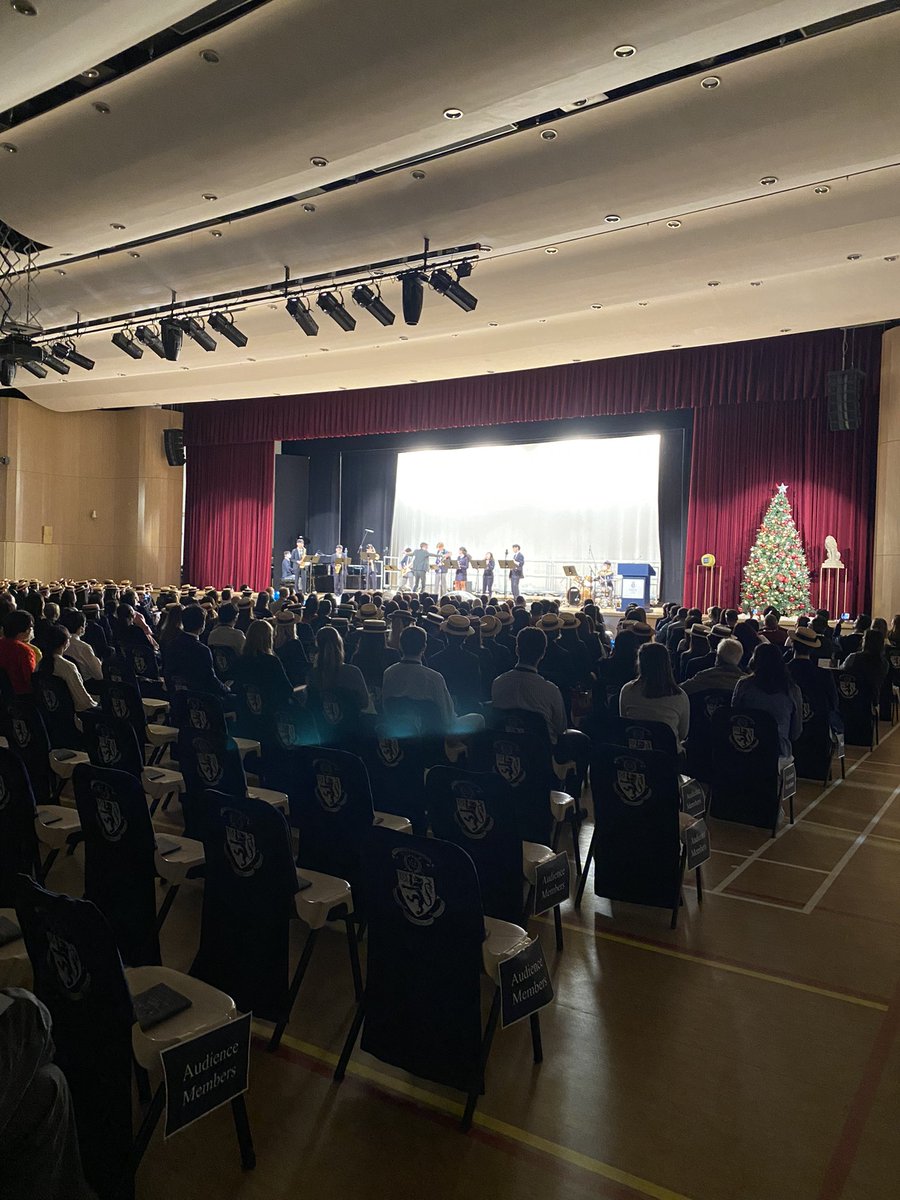 Harrow_HK's tweet photo. The Harrow 450th Anniversary Festival Concert is in full swing. #Harrow450 #harrowschool #internationalschool #educationalexcellence #lifeandleadership https://t.co/GAsr5lE6by