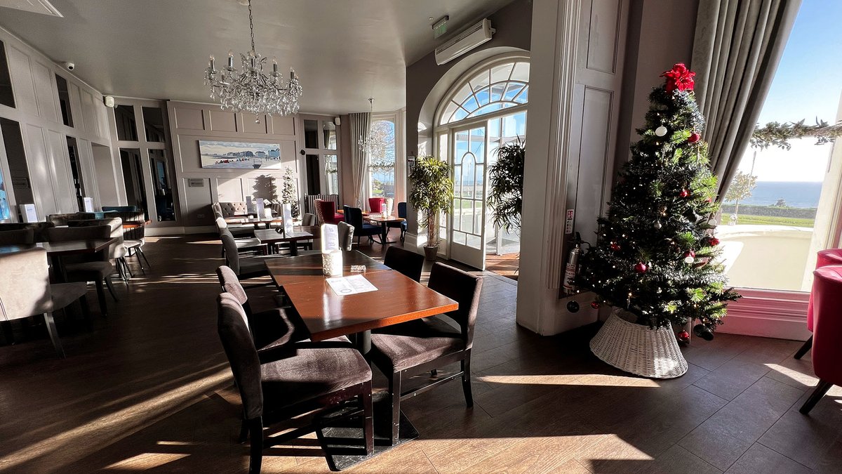 ViewFolkestone's tweet photo. ๐We're getting into the festive spirit today! We can't wait to welcome all our lovely guests over the festive season! ๐
https://t.co/SeT8FfR1SO
#christmastree #christmas #folkestone #VisitFolkestone #festivities #deckthehalls #festivebreaks #seaside #oceanview #hotels #kent #uk https://t.co/4jcSAXjODg