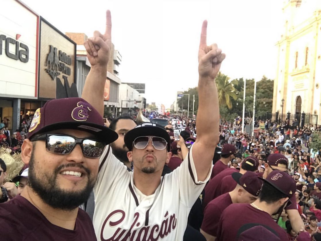 ROXSystem's tweet photo. Siempre en alto. Siempre‼️ Culiacán, Sinaloa. Tomateros de Culiacán. 🙏🏼⚾️🍅🇲🇽❤️🔥💪🏼🏆@clubtomateros #ROXSystem #CulichiPower #NacionGuinda #ElMatador #JulioUrias #ElPaisa https://t.co/vZ8v4LoIEg