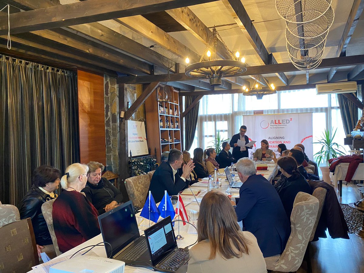 📌📢Dr. @AntonGojani coordinator for QA & HE during the second working group meeting today in the  thoroughly explained the @ALLED2 support on Validation, Accreditation and NQF Level 5 in Kosovo🇽🇰!
He also introduced the presentation of the Analysis of the current processes✅