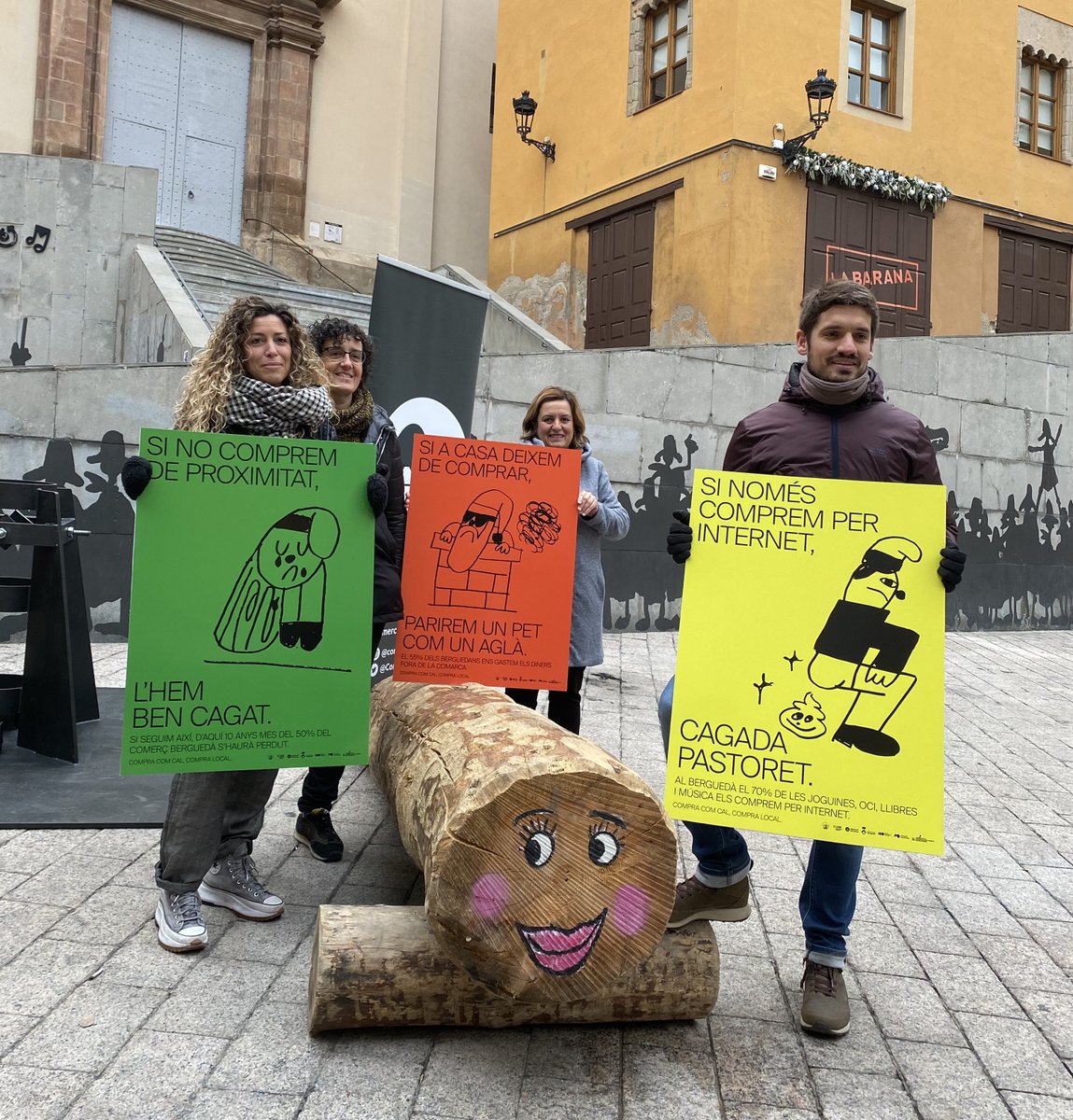 ComercBergueda's tweet photo. Si no comprem de proximitat, l'hem ben cagat!

🎄 Avui hem presentat la campanya de #Nadal del Comerç Berguedà. Una campanya que busca omplir les botigues i les xarxes socials de missatges conscienciadors per afavorir les compres de proximitat durant tot el Nadal! https://t.co/FwffISyPYj