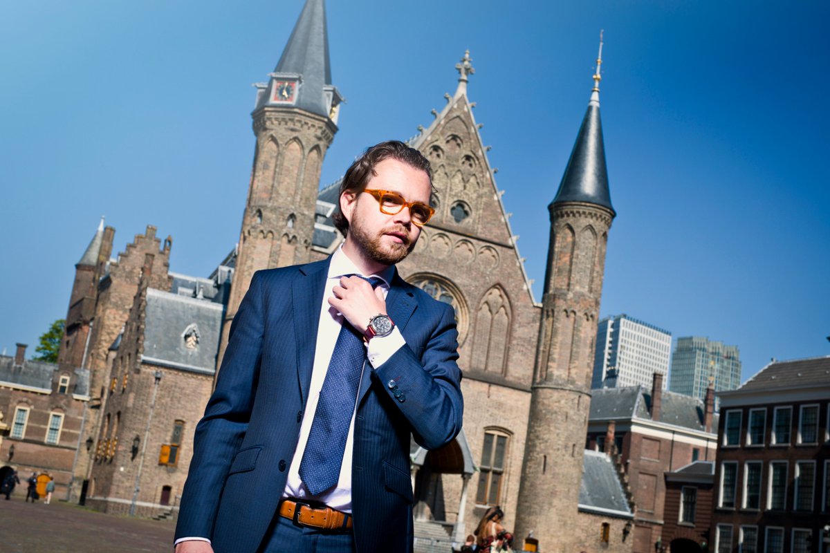 De maand december is begonnen en dus in gesprek met <a href="/Daandekort92/">Daan de Kort</a> op <a href="/Studio040Radio/">Studio040Radio</a>. Vanavond praten we over krapte op de arbeidsmarkt als kans en over de overname van Twitter door Elon Musk.

luister rond 19.20 naar #040indeavond via lnkd.in/eV627nz6