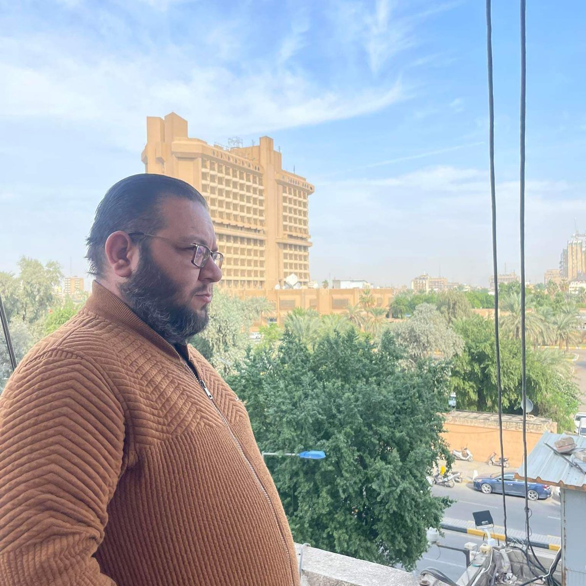 فات الزمان الجان فطره ومحنه.
والعدل والانصاف راح وياهلنه.