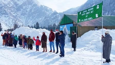 Adil124789's tweet photo. #AGS
#ArmyGoodwillSchool
#AGSinKashmir
#AGSinKupwara https://t.co/cz2LJMLmlR