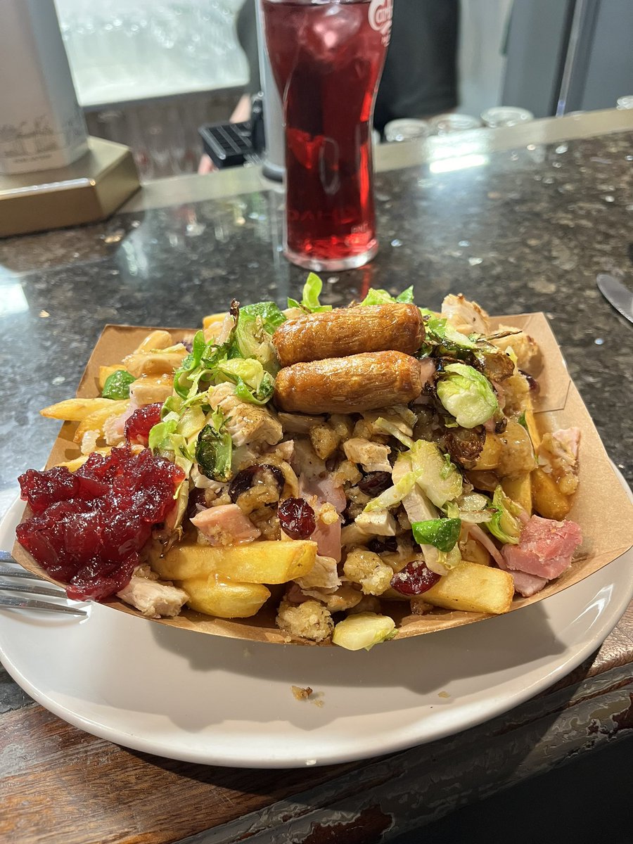 PDeanRCDT's tweet photo. Officially Christmas chip season #HighwayInn @ResurgamTrust https://t.co/SB0R60x3GW