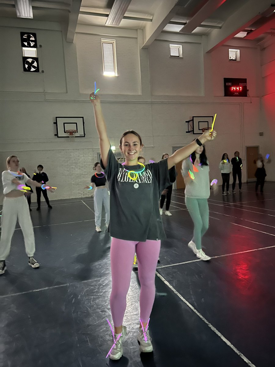 BBHS_S6council's tweet photo. As part of Active Girls Week, Miss Barrett organised Just Dance in the dark with glow sticks for S1-S6 girls💙 With help from the S6 girl sport leaders! Great way to engage girls in physical activity. @BannockburnHigh @MissBarrett_PE @physicaledbbhs @ActiveSchoolStg |October 2022 https://t.co/qHNe4xkPmM