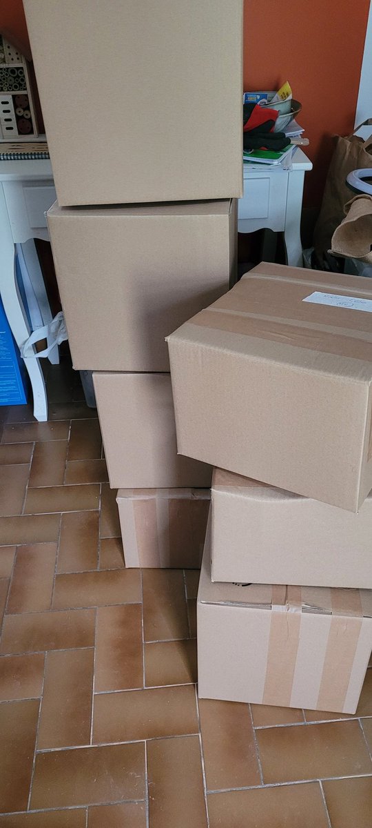 somanymoods's tweet photo. Call me #Khali. #cartons #expeditions #voscommandes https://t.co/cuP11Wh1Th