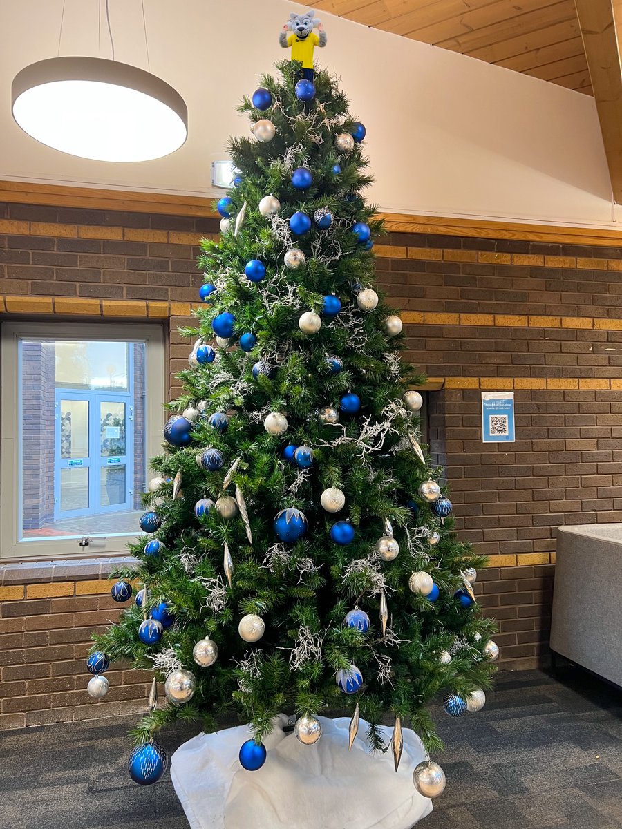 It’s the 1st of December and you know what that means… We're officially in the holiday spirit here at Heriot-Watt! ⛄🎄🎉 #HeriotWattUni