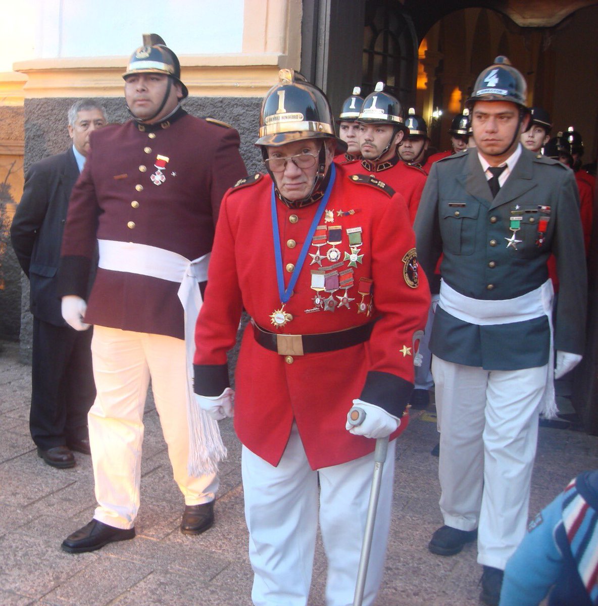 Hoy 1° de Diciembre

Saludo a mi querida y recordada Primera Compañía que cumple 93 años sirviendo con Abnegación y Disciplina a la Comunidad de Buin

Amigos de la <a href="/PrimeraBuin/">Primera Cia Buin</a> y al Cuerpo de Bomberos de
<a href="/DespachosBuin/">Central de Bomberos Buin</a>, Feliz Cumpleaños y que sean muchos más