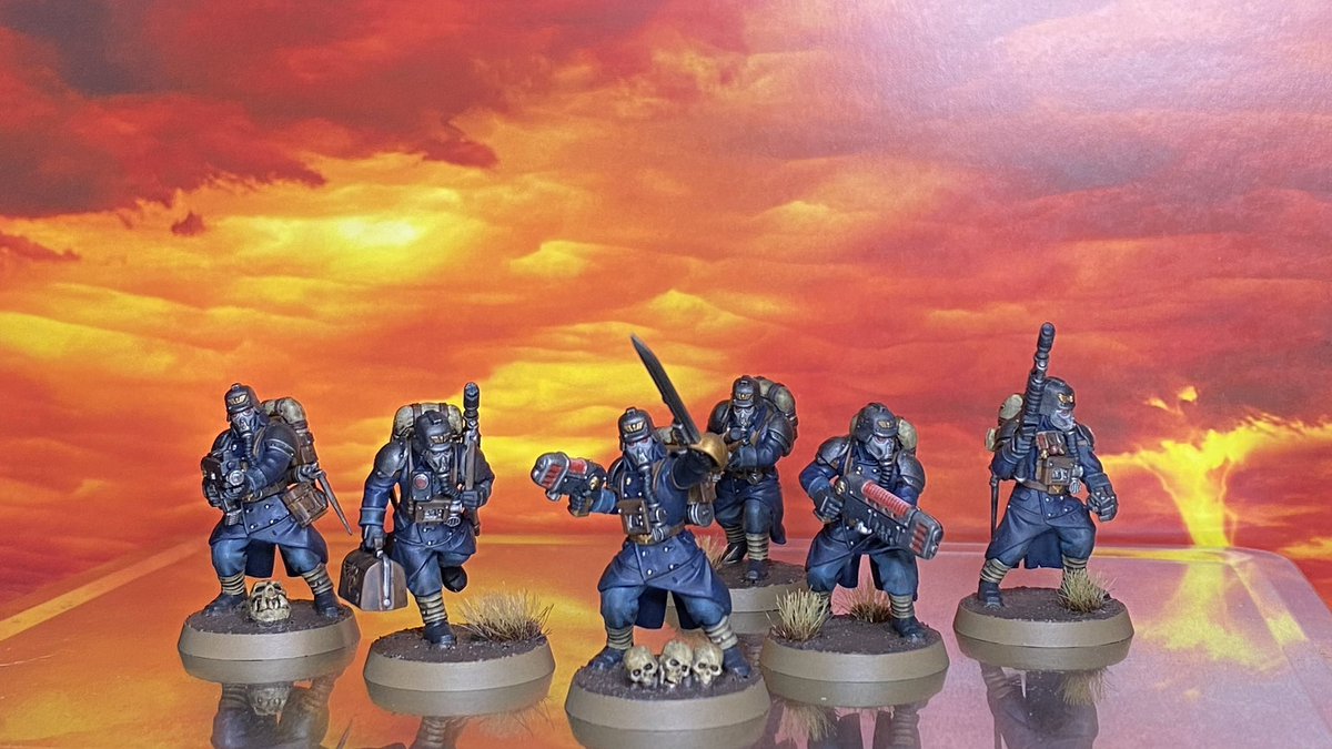 infinite_lee's tweet photo. @AntonHand Well, tbf I only play Kill Team and I’m happy with these guys https://t.co/QZLAxLMTsF