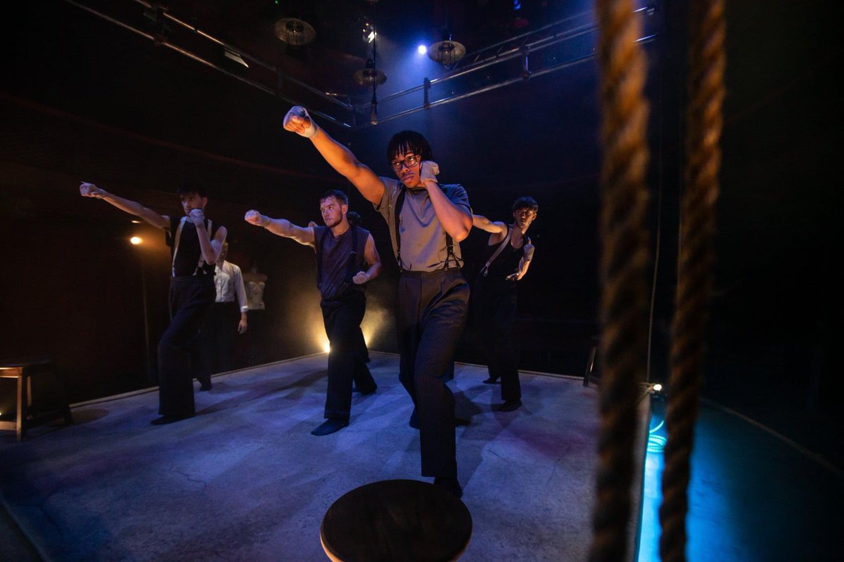 James Moore (@jay_be_em) on Twitter photo Hi hi. The deadline for this is next week. We’re looking for a producer who really cares about work made with young people (specifically teenagers) and the opportunities they get to explore this industry.
You’ll work <a href="/theeggbath/">the egg theatre</a> with <a href="/BTheatreAcademy/">Bath Theatre Academy</a> theatreroyal.org.uk/wp-content/upl… Hi hi. The deadline for this is next week. We’re looking for a producer who really cares about work made with young people (specifically teenagers) and the opportunities they get to explore this industry.
You’ll work <a href="/theeggbath/">the egg theatre</a> with <a href="/BTheatreAcademy/">Bath Theatre Academy</a> theatreroyal.org.uk/wp-content/upl…