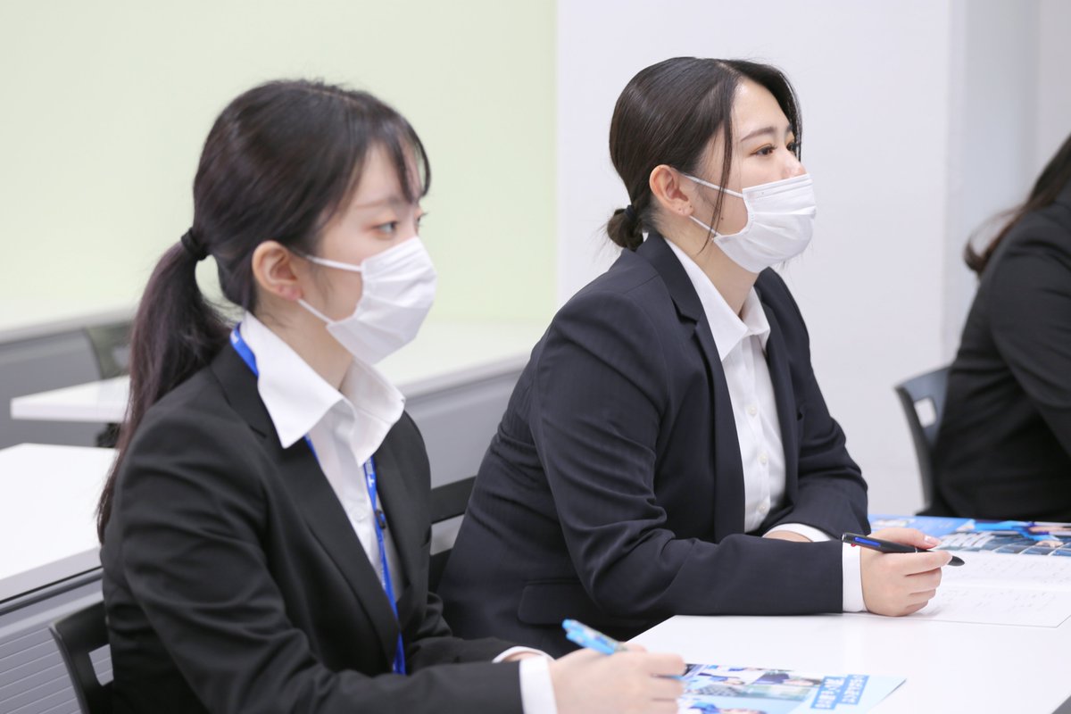 tsb_office's tweet photo. 「#業界EXPO」2日目が終了しました。8企業様から説明を受け、気になる業界や進みたい業界・就職活動で必要なこと・新卒に求められ���いることなど様々な角度から知識を得ることができましたね👍ここから就活が本格化していきます！ #就活 #進路 #企業説明会 https://t.co/003pDP8LJX